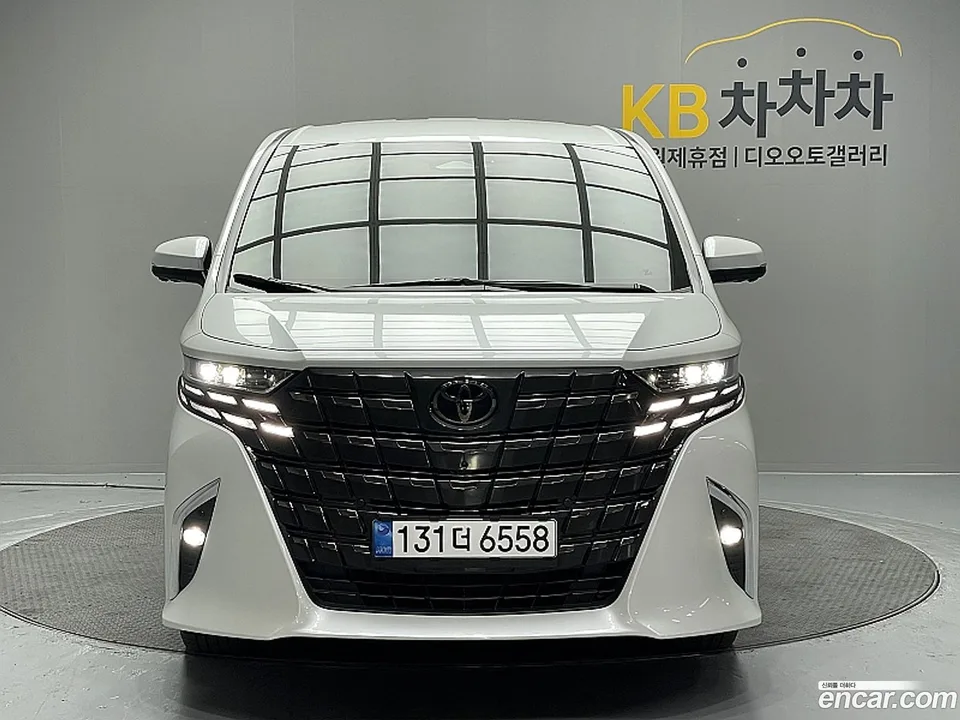 Toyota Alphard 2.5 HEV AWD 2024 — миниатюра 3