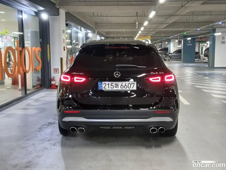 Mercedes-Benz GLA-Class GLA45 AMG 4MATIC+ 2022 — миниатюра 5