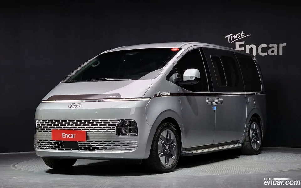 Hyundai Staria 9 2023 — миниатюра 2