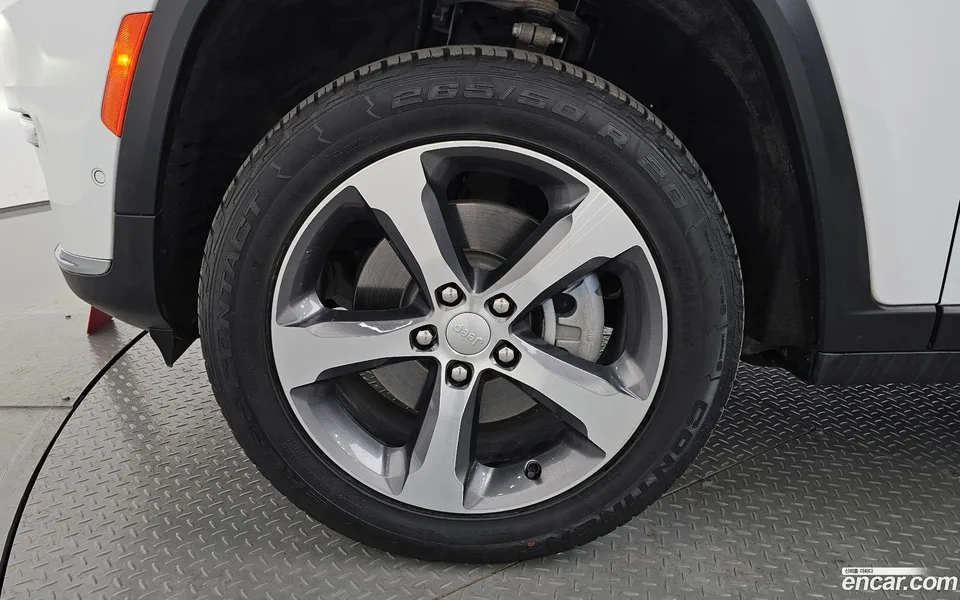 Jeep Grand Cherokee 3.6 2023 — миниатюра 5