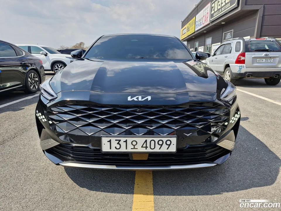 Kia K8 2.5 2WD 2022 — фото 1, купить с доставкой в Москву
