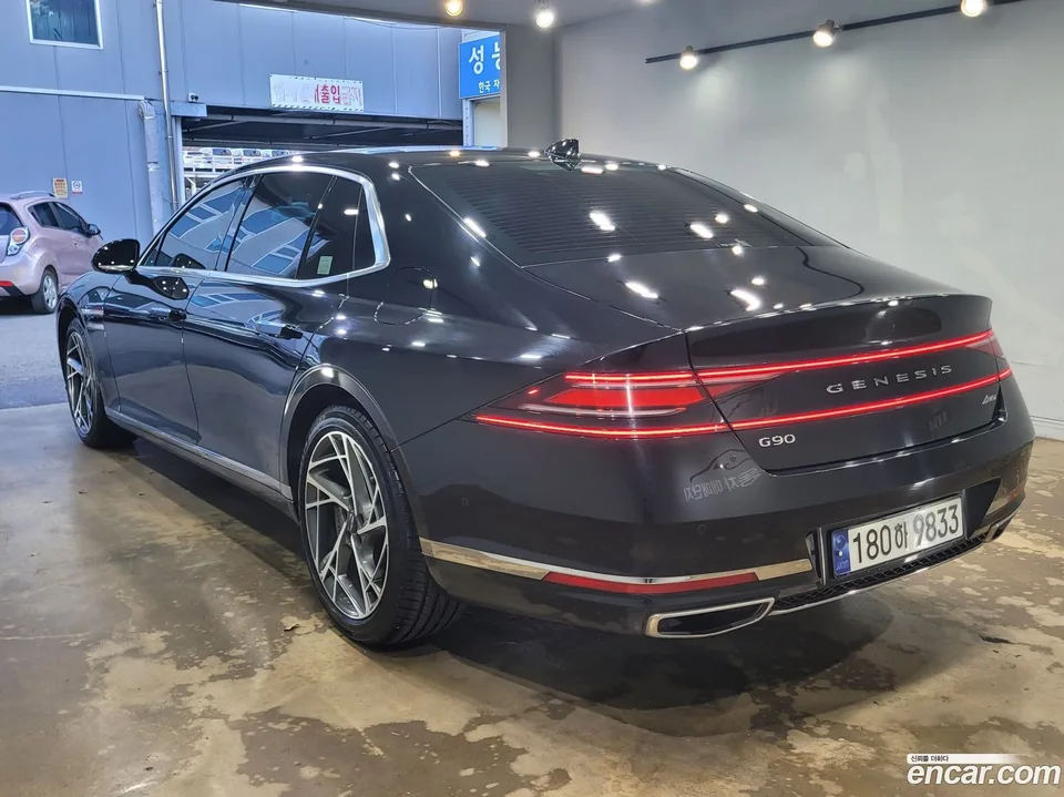 Genesis G90 3.5 AWD 2023 — миниатюра 5