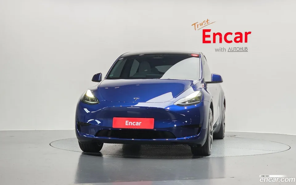 Tesla Model Y RWD 2023 — миниатюра 3