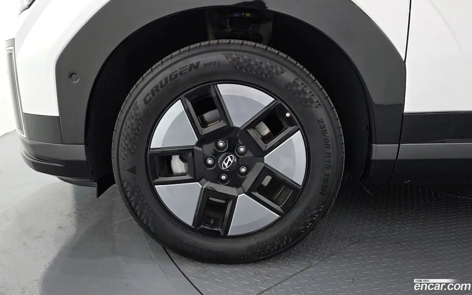 Hyundai Santa Fe HEV 1.6 2WD 2024 — миниатюра 5