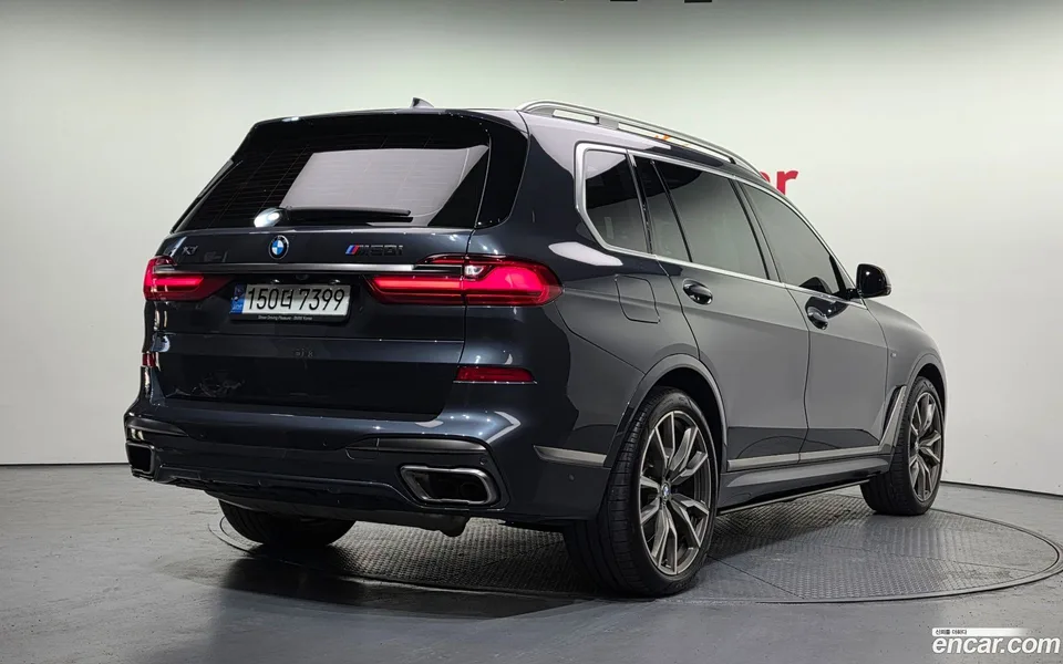 BMW X7 M50i 6 2022 — миниатюра 2