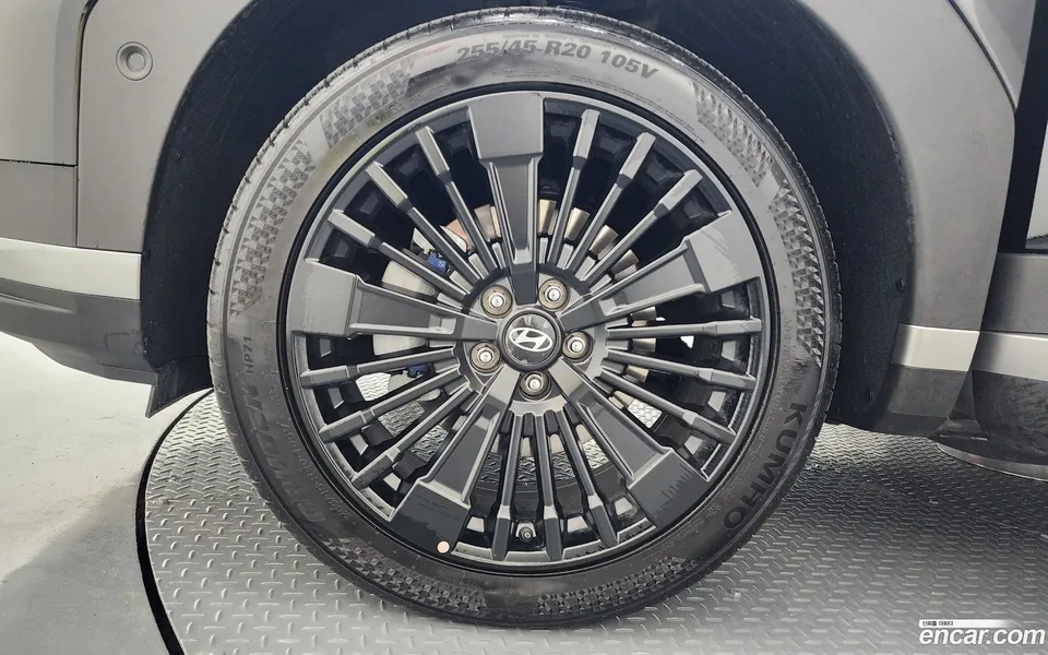 Hyundai Santa Fe HEV 1.6 4WD 2024 — миниатюра 5