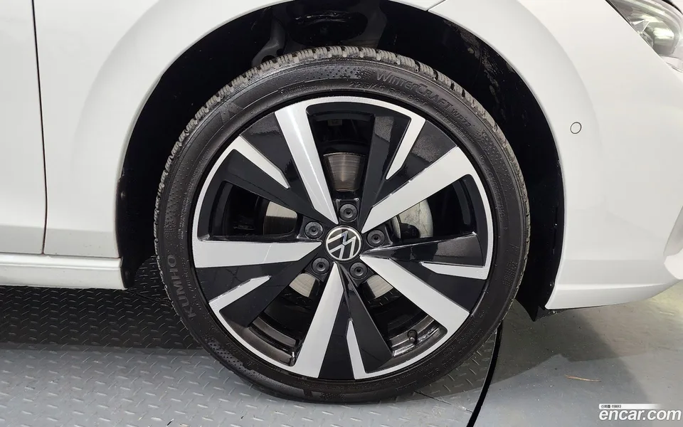 Volkswagen Golf 2.0 TDI 2025 — миниатюра 5