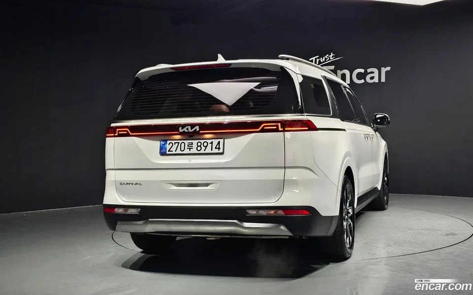 Kia Carnival 9 2022 — миниатюра 4