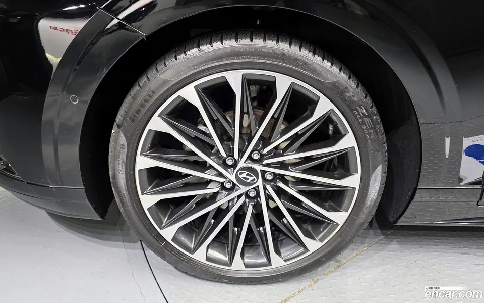 Hyundai Grandeur Hybrid 2023 — миниатюра 5
