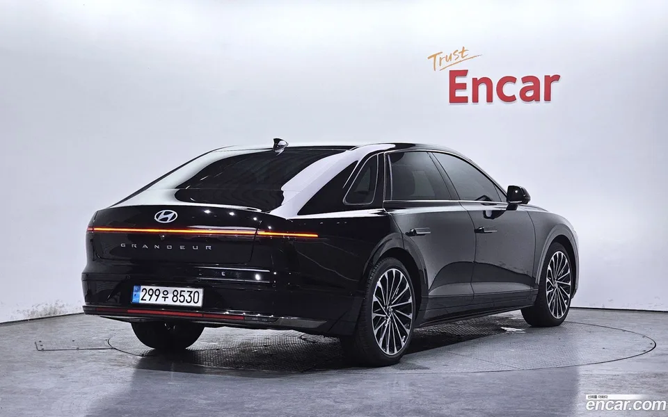 Hyundai Grandeur Hybrid 2023 — миниатюра 2