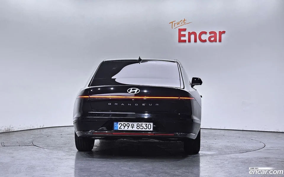 Hyundai Grandeur Hybrid 2023 — миниатюра 4