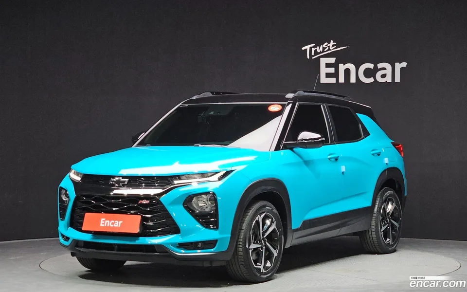Chevrolet Trailblazer 1.3 2WD 2022 — фото 1, купить с доставкой в Москву
