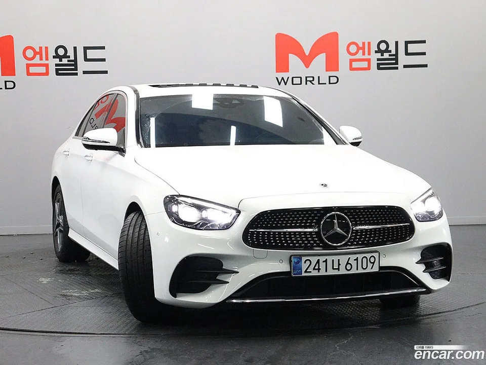 Mercedes-Benz E-Class E250 AMG Line 2023 — миниатюра 3