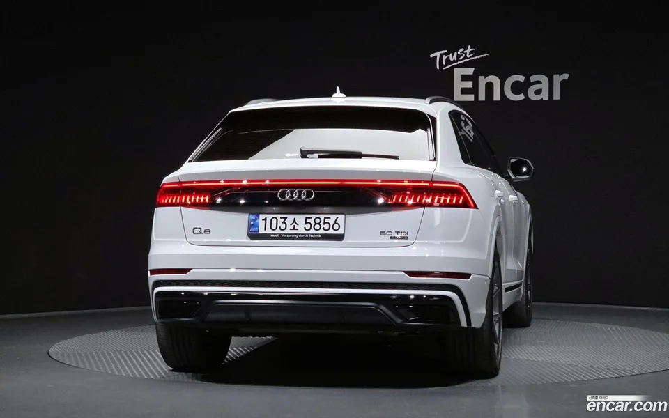 Audi Q8 (4M) 50 TDI 2023 — миниатюра 4
