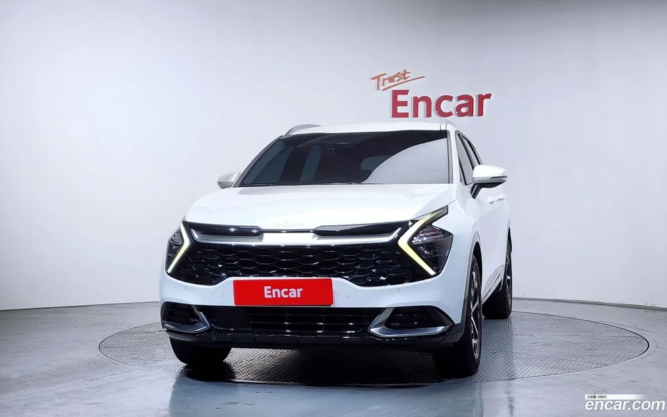 Kia Sportage Hybrid 2WD 2023 — миниатюра 3