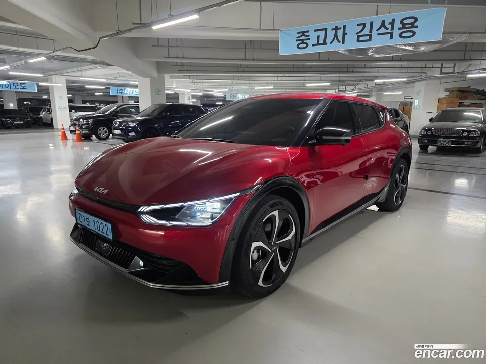 Kia EV6 4WD 2023 — миниатюра 3