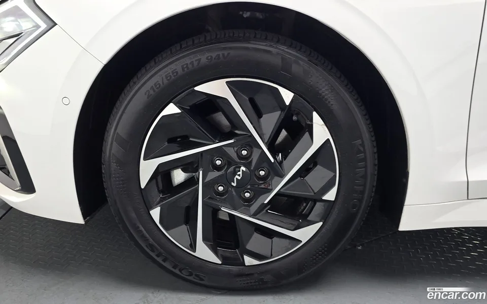 Kia K5 Hybrid 2024 — миниатюра 5