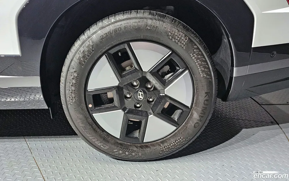 Hyundai SantaFe HEV 1.6 2WD 2024 — миниатюра 5