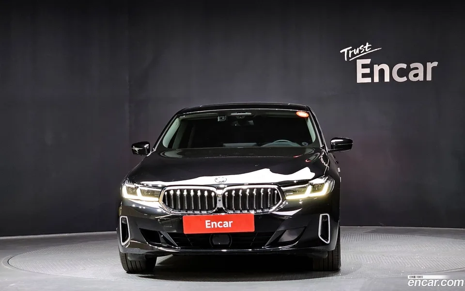 BMW 6 Series GT 630i xDrive 2023 — миниатюра 3