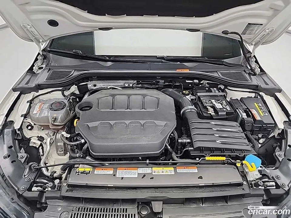 Volkswagen Golf 2.0 GTI 2024 — миниатюра 5