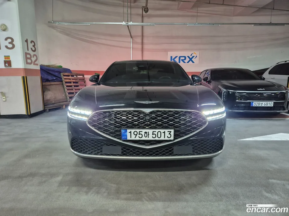 Genesis G90 3.5 2WD 2023 — миниатюра 2