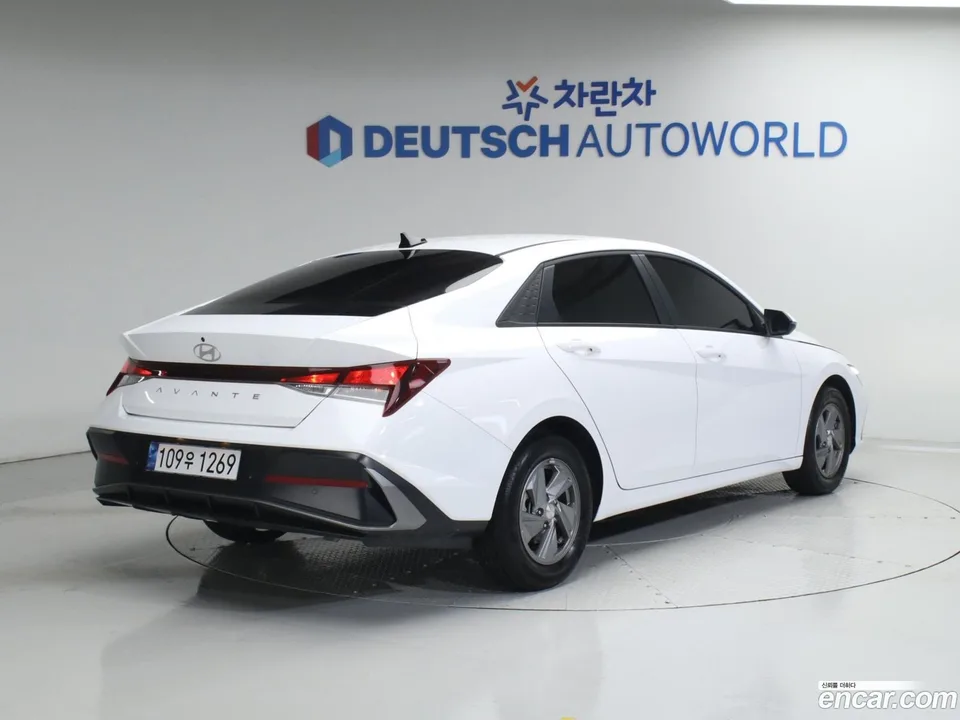 Hyundai Avante CN7 1.6 LPi 2025 — миниатюра 2