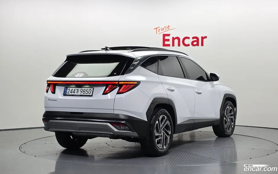 Hyundai Tucson Hybrid NX4 HEV 1.6 2WD 2024 — миниатюра 2