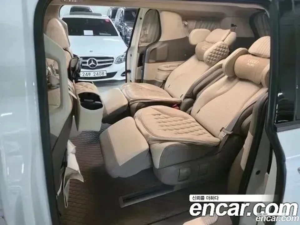Kia Carnival 7 2023 — миниатюра 5