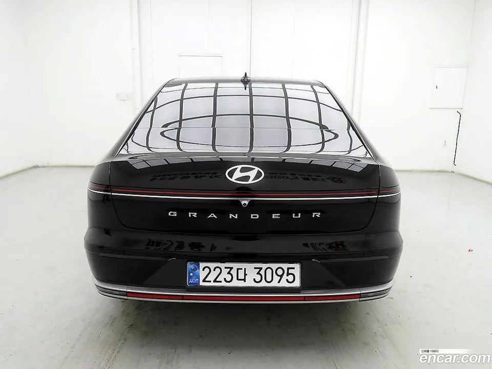 Hyundai Grandeur 2.5 2WD 2023 — миниатюра 3