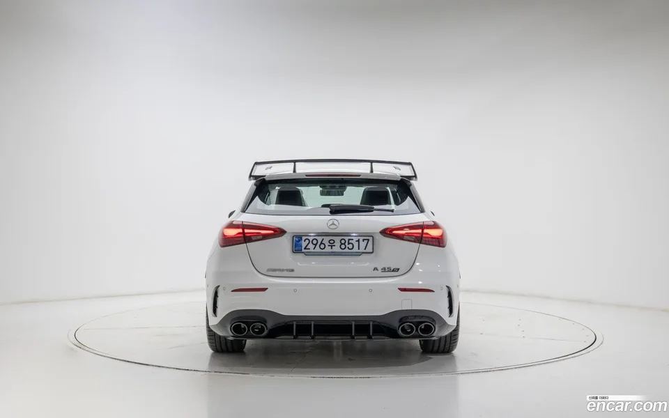 Mercedes-Benz A-Class AMG A45 4MATIC+ 2025 — миниатюра 4