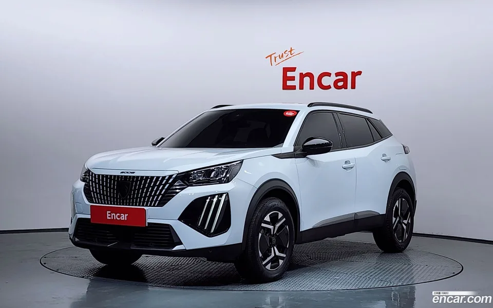 Peugeot 2008 1.5 BlueHDi GT 2023 — фото 1, купить с доставкой в Москву