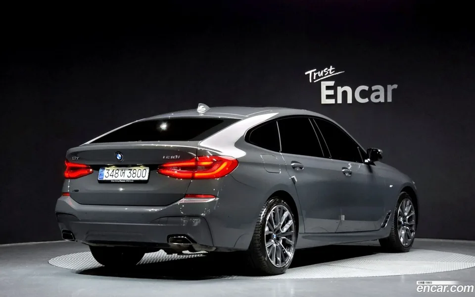 BMW 6 Series GT 630i xDrive M 2024 — миниатюра 2