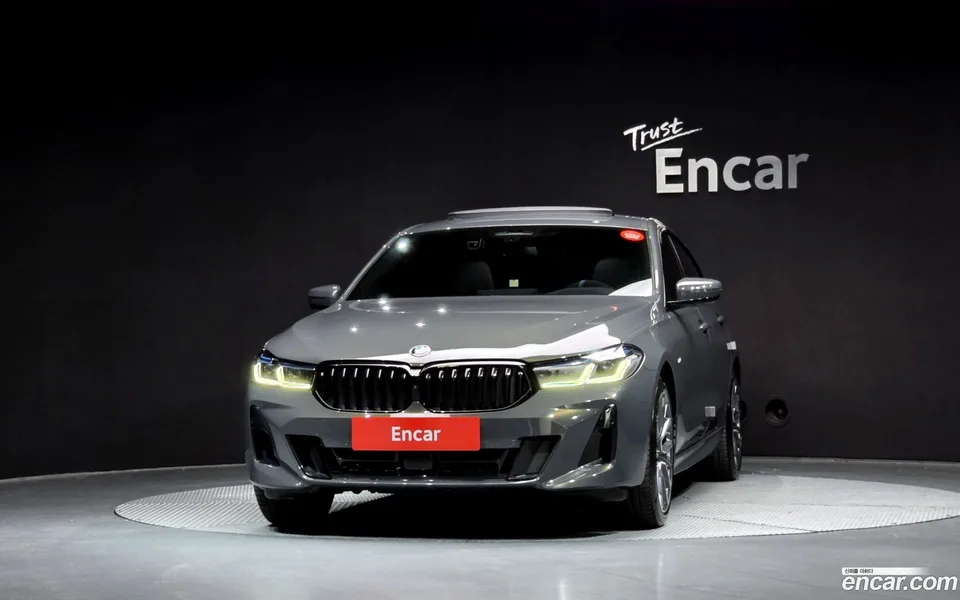 BMW 6 Series GT 630i xDrive M 2024 — миниатюра 3