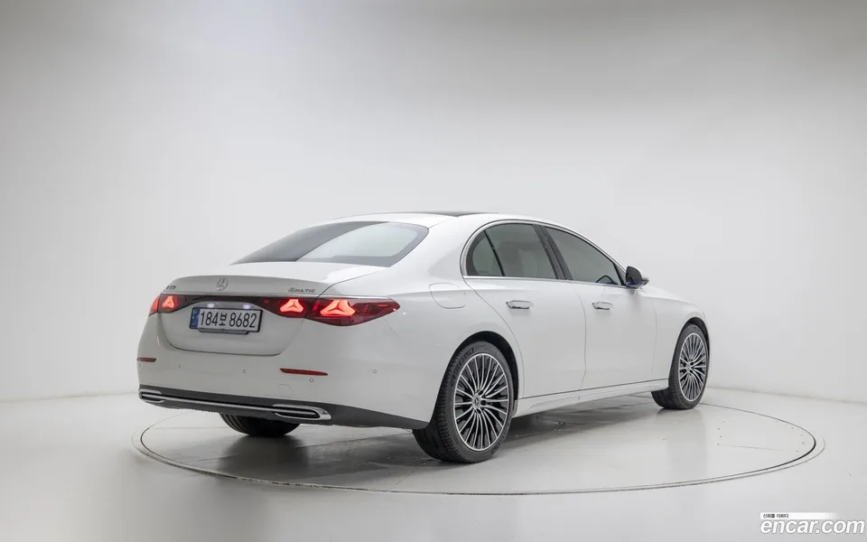 Mercedes-Benz E-Class E450 4MATIC 2024 — миниатюра 2