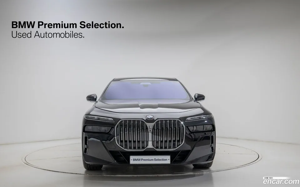 BMW 7 Series 740i xDrive M 2025 — миниатюра 3
