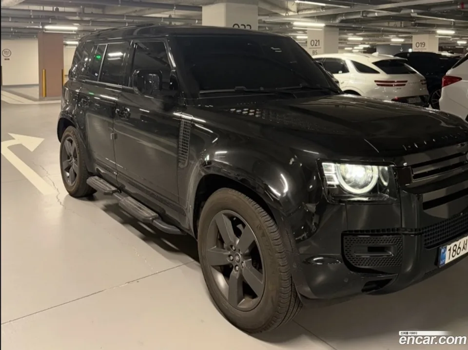 Land Rover Defender 110 P300 X- SE 2024 — миниатюра 3