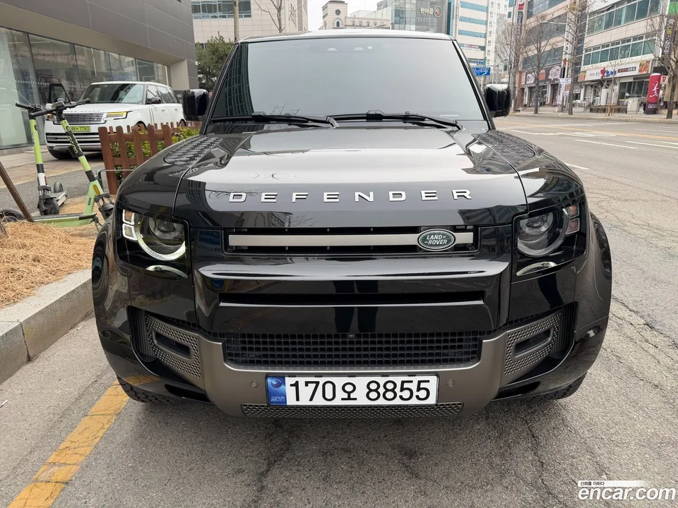 Land Rover Defender 110 D250 X- SE 2025 — миниатюра 3