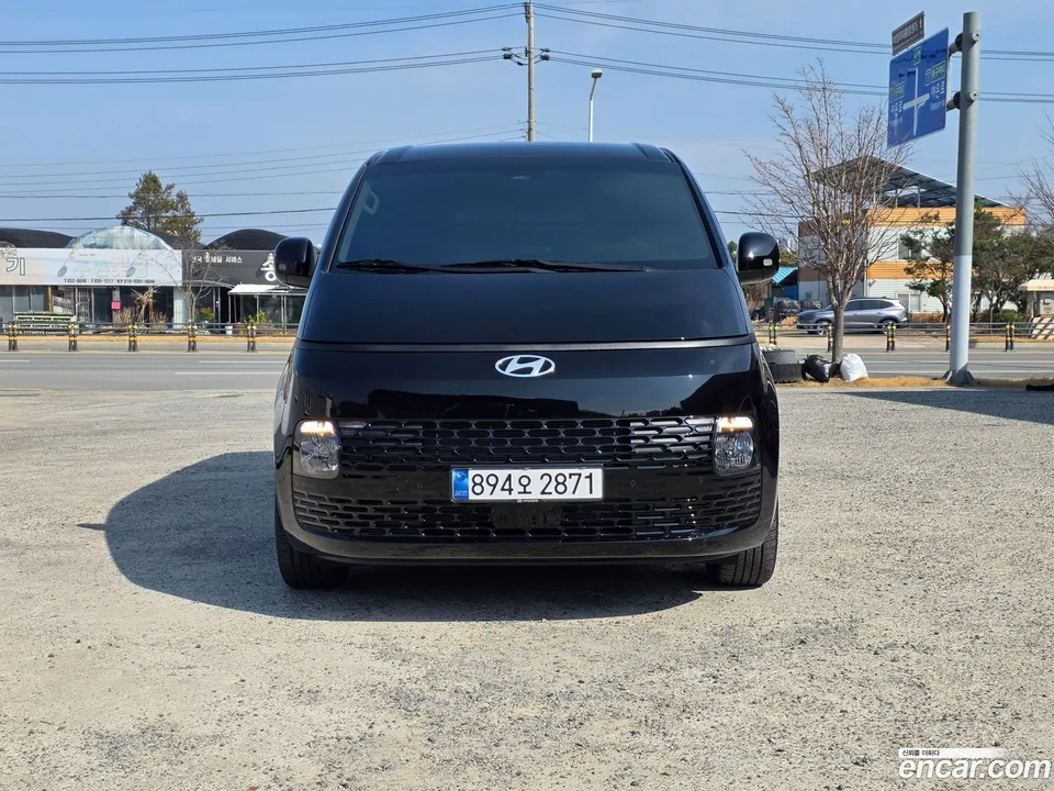 Hyundai Staria L3.5 3 2025 — миниатюра 3