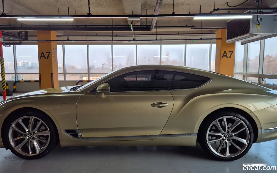 Bentley Continental GT 4.0 GT 2023 — миниатюра 3