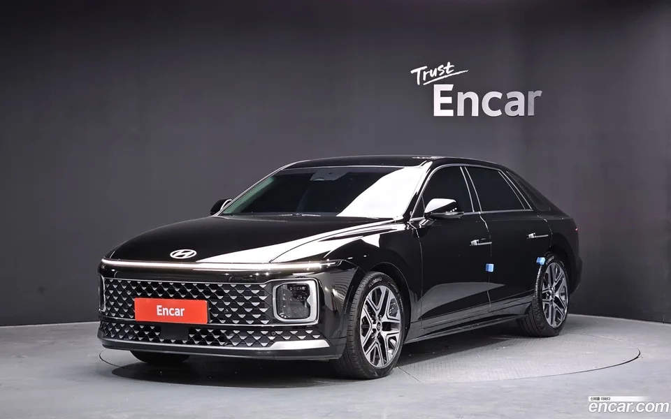 Hyundai Grandeur 2.5 2WD 2022 — фото 1, купить с доставкой в Москву