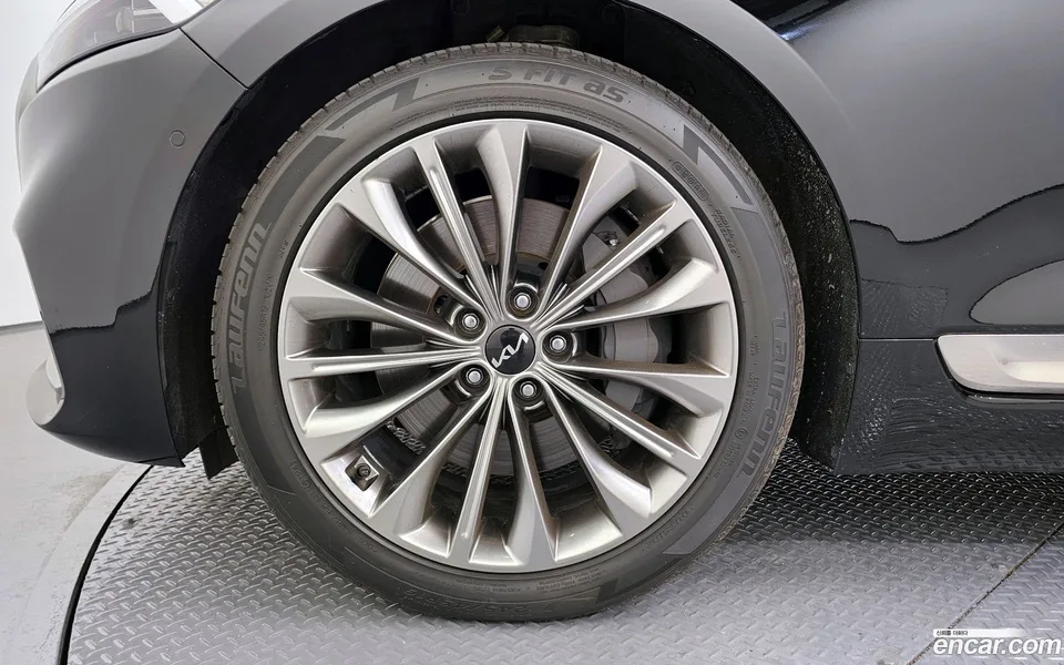 Kia K9 3.8 GDI AWD 2023 — миниатюра 5