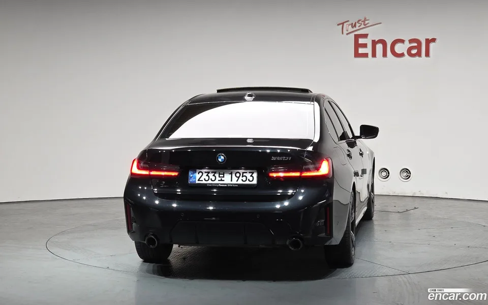 BMW 3 Series 320i M 2025 — миниатюра 4