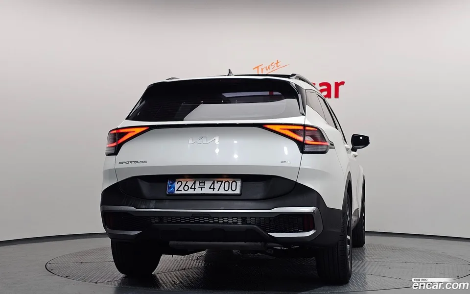 Kia Sportage Hybrid 2WD 2022 — миниатюра 4