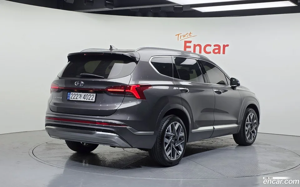 Hyundai SantaFe 2.5T 2WD 2022 — миниатюра 2