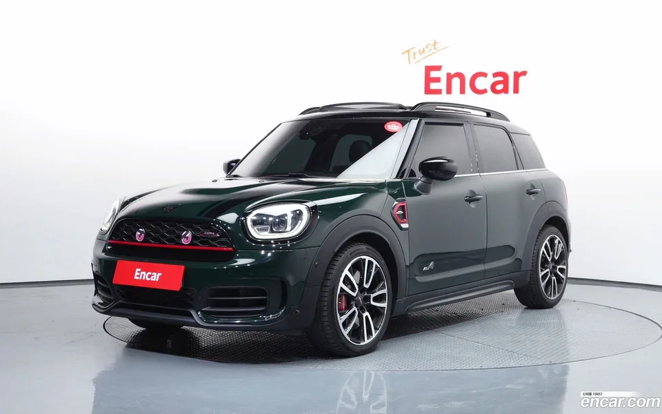 MINI Cooper S Countryman JCW 2022 — фото 1, купить с доставкой в Москву