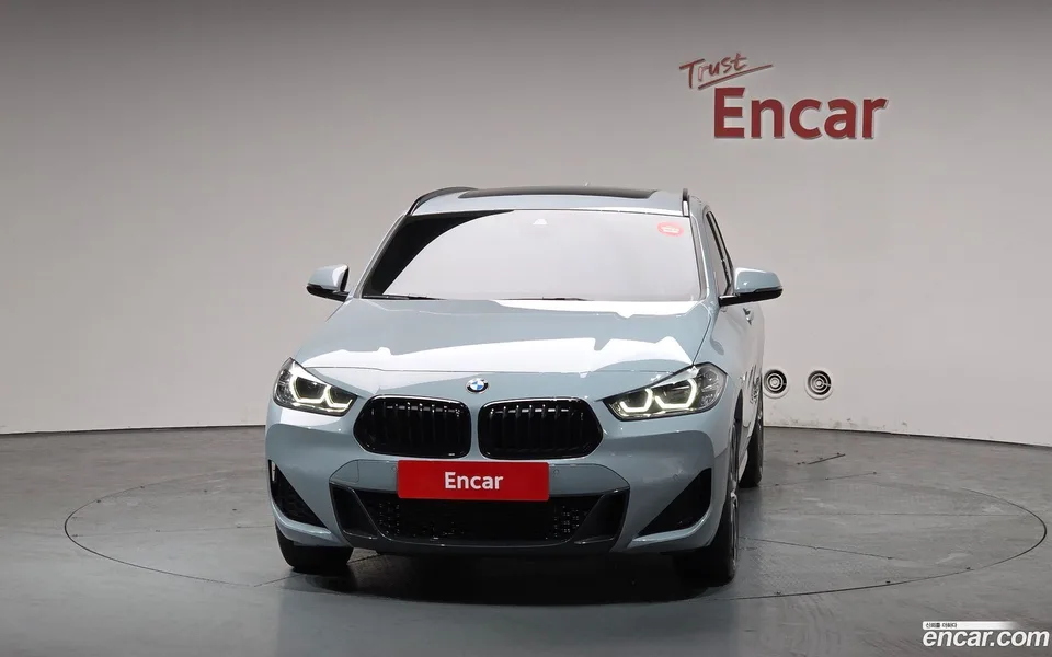 BMW X2 xDrive20i M 2022 — миниатюра 3