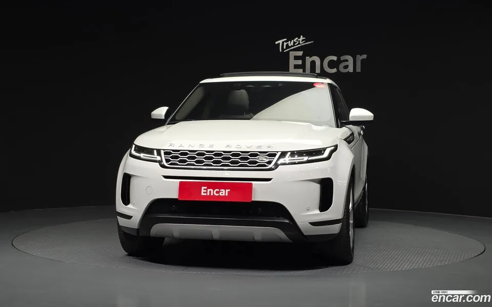 Land Rover Range Rover Evoque P250 SE 2022 — миниатюра 3