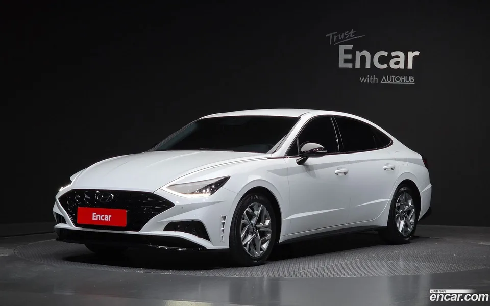 Hyundai Sonata 1.6 2023 — фото 1, купить с доставкой в Москву