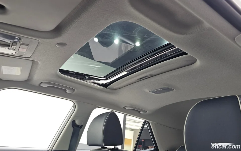 Hyundai Venue 1.6 2023 — миниатюра 5
