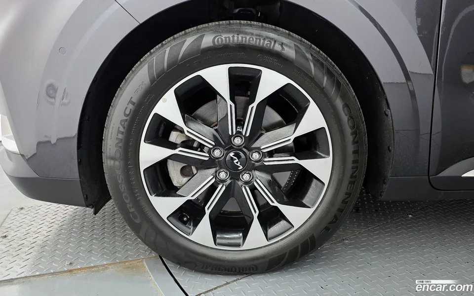 Kia Carnival 9 2023 — миниатюра 5
